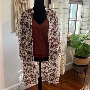 BKE Boutique Floral Sheer Kimono